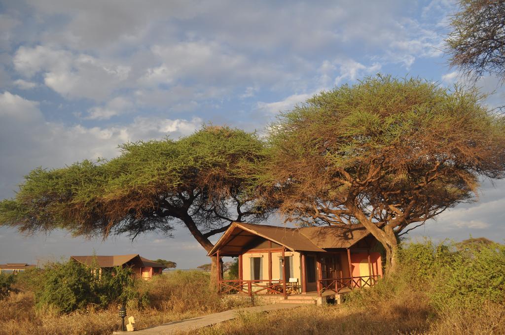 Kilima Safari Camp Hotel อัมโบเซลี ภายนอก รูปภาพ